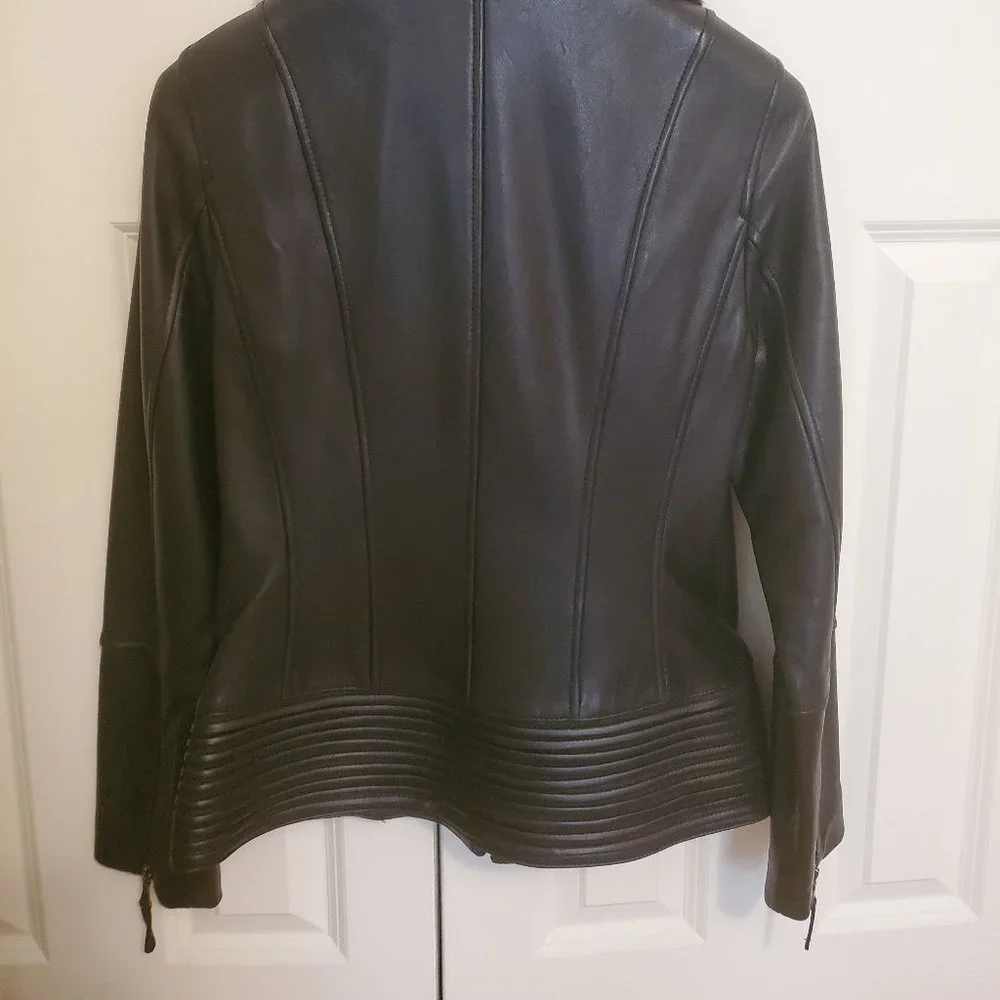 Jones of New York Leather Jacket - Picture 2 of 5